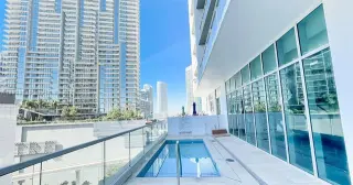 Propiedad en alquiler con 2 habitaciones y 2 baños en Miami