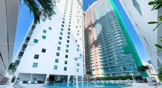 Propiedad en alquiler con 2 habitaciones y 2 baños en Miami