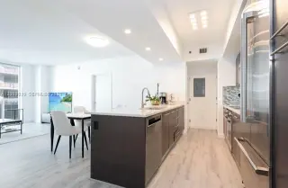Propiedad en alquiler con 2 habitaciones y 2 baños en Miami