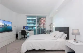 Propiedad en alquiler con 2 habitaciones y 2 baños en Miami