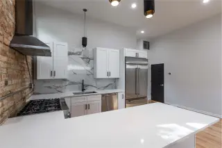Propiedad en alquiler con 5 habitaciones y 5 baños en Chicago