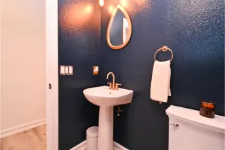 Propiedad en alquiler con 5 habitaciones y 3 baños en Concord