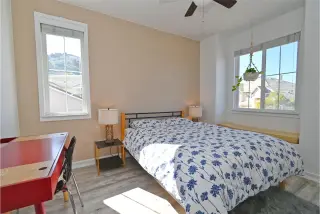 Propiedad en alquiler con 5 habitaciones y 3 baños en Concord