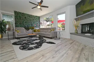 Propiedad en alquiler con 5 habitaciones y 3 baños en Concord