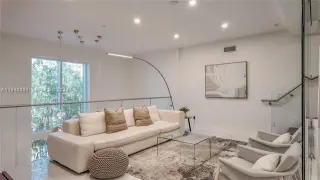 Propiedad en alquiler con 3 habitaciones y 3.5 baños en Miami