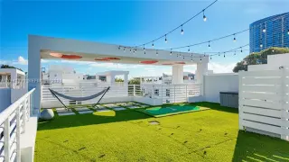 Propiedad en alquiler con 3 habitaciones y 3.5 baños en Miami