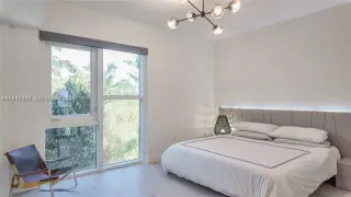 Propiedad en alquiler con 3 habitaciones y 3.5 baños en Miami