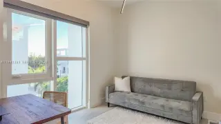 Propiedad en alquiler con 3 habitaciones y 3.5 baños en Miami