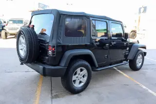 2016 Jeep Wrangler Unlimited 4WD 4dr Sport