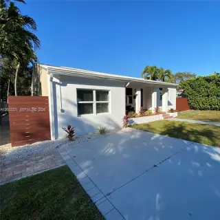Propiedad en alquiler con 3 habitaciones y 1 baño en Biscayne Park