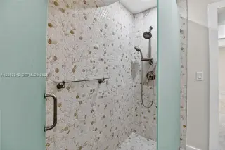 Propiedad en alquiler con 3 habitaciones y 2 baños en el sur de Miami
