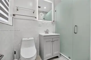 Propiedad en alquiler con 3 habitaciones y 2 baños en el sur de Miami