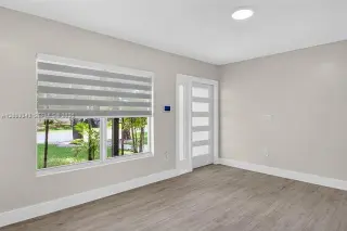 Propiedad en alquiler con 3 habitaciones y 2 baños en el sur de Miami