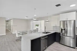 Propiedad en alquiler con 3 habitaciones y 2 baños en el sur de Miami