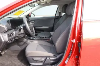2025 Kia K4 LXS FWD