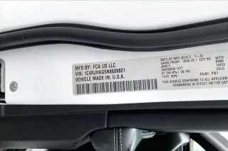Jeep Grand Cherokee 2022 4x4 Laredo 4dr SUV (midyear release)