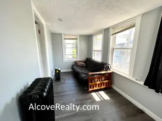 Propiedad en alquiler con 5 habitaciones y 2 baños en Somerville