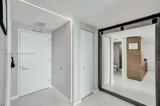 Propiedad en alquiler con 1 dormitorio y 2 baños en Miami