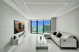 Propiedad en alquiler con 1 dormitorio y 2 baños en Miami