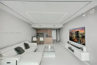 Propiedad en alquiler con 1 dormitorio y 2 baños en Miami