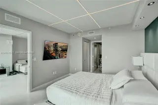 Propiedad en alquiler con 1 dormitorio y 2 baños en Miami