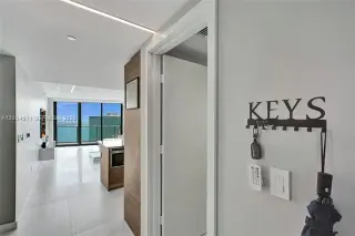 Propiedad en alquiler con 1 dormitorio y 2 baños en Miami