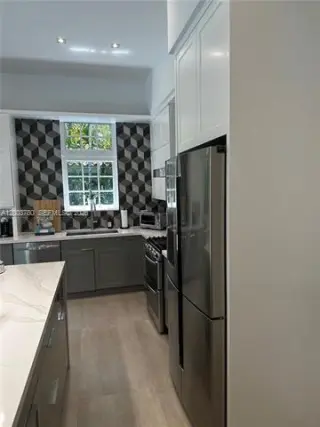 Propiedad en alquiler con 3 habitaciones y 2.5 baños en Coral Gables