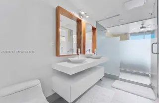Propiedad en alquiler con 2 habitaciones y 2 baños en Miami