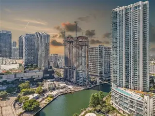 Propiedad en alquiler con 2 habitaciones y 2 baños en Miami