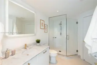 Propiedad en alquiler con 2 habitaciones y 2 baños en Miami