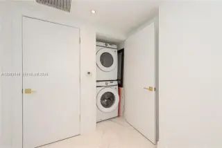 Propiedad en alquiler con 2 habitaciones y 2 baños en Miami