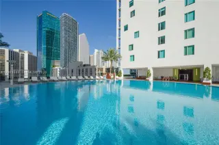 Propiedad en alquiler con 2 habitaciones y 2 baños en Miami