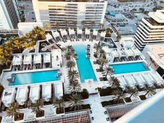 Propiedad en alquiler con 2 habitaciones y 3 baños en Miami
