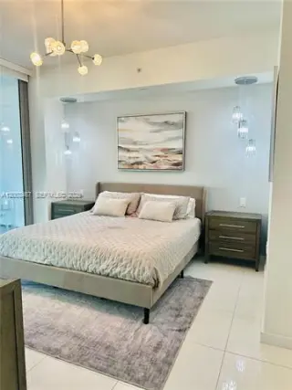 Propiedad en alquiler con 2 habitaciones y 3 baños en Miami