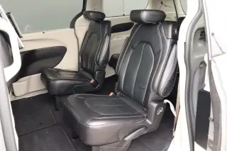 2022 Chrysler Pacifica Touring L FWD