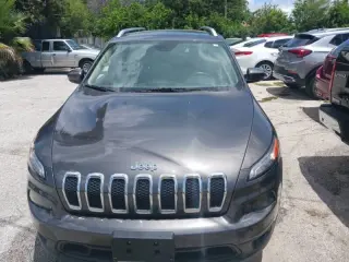 2015 Jeep Cherokee Altitude
