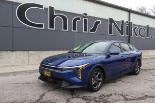2025 Kia K4 LXS FWD