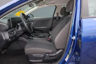 2025 Kia K4 LXS FWD
