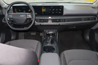 2025 Kia K4 LXS FWD