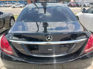 2018 Mercedes-Benz C-Class C 300