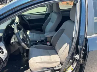 Toyota Corolla 2019 SE 4dr Sedan 6M