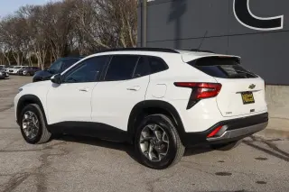 2025 Chevrolet Trax FWD 4dr LT