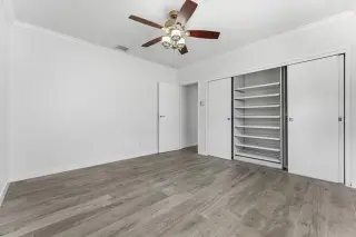 Propiedad en alquiler con 3 habitaciones y 3 baños en Surfside