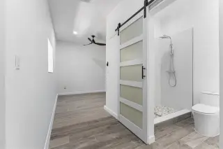 Propiedad en alquiler con 3 habitaciones y 3 baños en Surfside