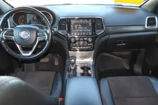 2021 Jeep Grand Cherokee Laredo X 4x4