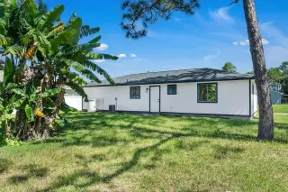 Propiedad en alquiler con 2 habitaciones y 2 baños en Palm Bay