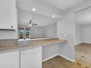 Propiedad en alquiler con 2 habitaciones y 1 baño en Cape Coral