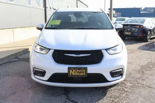 2023 Chrysler Pacifica Touring L FWD