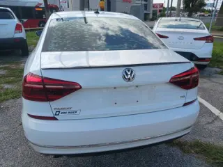 2019 Volkswagen Passat Wolfsburg