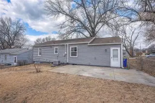 Propiedad en alquiler con 2 habitaciones y 1 baño en Overland Park